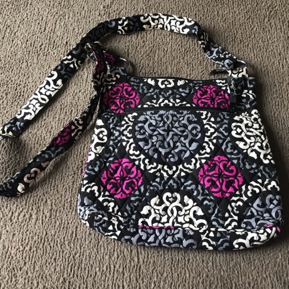 Vera Bradley crossbody - Picture 2 of 3